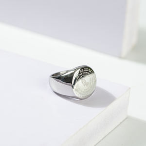 Chevalière vintage mains en prière doigt Religion anneaux bijoux hypoallergéniques 18K plaqué or en acier inoxydable gros anneaux pour hommes - Product Image 5