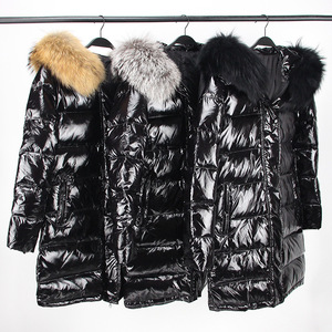 Long Style brillant noir vers le bas manteau femmes hiver mode réel duvet de canard veste moelleux raton laveur col de <span class=keywords><strong>fourrure</strong></span> veste - Product Image 6