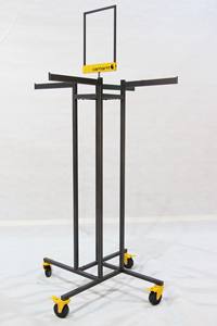 Carrito de <span class=keywords><strong>metal</strong></span> con diseño de rueda, estante de exhibición de ropa moderna, color dorado, 4 vías - Product Image 2