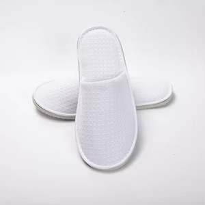 Pantoufles jetables de luxe blanches en tissu gaufré, personnalisables avec logo, pour compagnies aériennes, voyages, hôpitaux, hôtels et salles de bain, vente en gros - Product Image 6