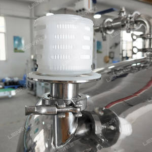 Réservoir de stockage et de mélange en acier inoxydable de <span class=keywords><strong>1000</strong></span> <span class=keywords><strong>litres</strong></span> d'<span class=keywords><strong>occasion</strong></span> LIENM pour liquide de parfum avec agitation pneumatique Dimensions personnalisables - Product Image 6