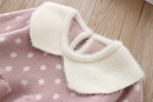 Abrigo de Vestir para Niñas con Estampado de Encaje Otoñal, Ecológico, Cálido y de Boutique, con Diseño de Latido de Corazón, Venta al Por Mayor - Product Image 3
