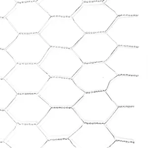 Malla de alambre hexagonal de buena elasticidad plateada de Venta caliente para granja