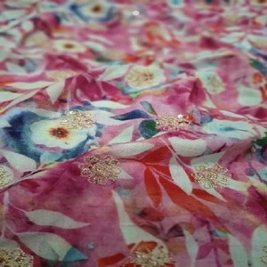 Tela de Algodón Cambray con Estampado Étnico Digital de Primera Calidad, con Bordado, para Confección de Prendas y Vestidos - Product Image 3