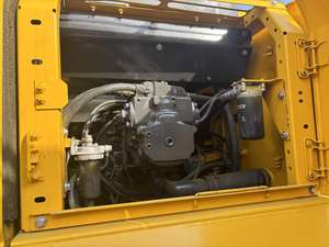 Excavatrice Komatsu PC300 d'occasion, modèle 2022, performances fiables, système hydraulique puissant, moteur, boîte de vitesses, prêt à l'exportation - Product Image 6