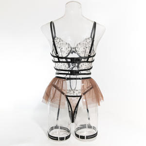 طقم ملابس داخلية نسائية جديد فاخر أسود من ثلاث قطع مثير - Product Image 3