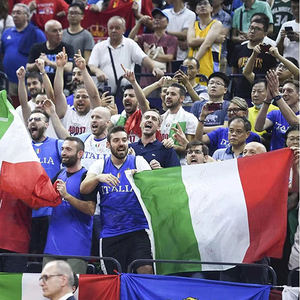 Bandera Italiana 2026 de 3x5 pies, Bandera de Fútbol para Exteriores, Banderas para Fanáticos del Equipo Italiano, Bandera Corporal Italiana, Funda para Coche Italiana - Product Image 5