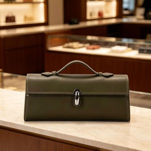 Nuova Borsa a Tracolla Piccola Quadrata da Donna di Lusso Leggero, Semplice e Retrò, Versatile, con Patta Lunga - Product Image 2