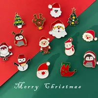 العرف الشتاء شارة سانتا كلوز عيد الميلاد دبابيس و دبابيس مع هدايا عيد الميلاد دبوس ملابس أشكال مختلفة