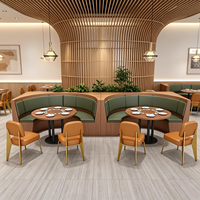 Ensemble de mobilier moderne et simple en bois, table de café rectangulaire confortable et banquette en U personnalisée pour projet de restaurant
