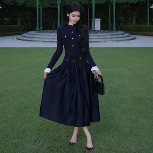 <span class=keywords><strong>Abito</strong></span> a Linea A di Alta Qualità per Donna, <span class=keywords><strong>Blu</strong></span> Scuro, Lavorato a <span class=keywords><strong>Maglia</strong></span> con Patchwork, Collo Tondo, Maniche Lunghe, per Autunno e Inverno - Product Image 1