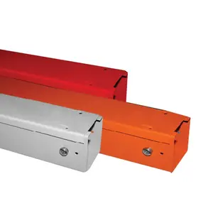 Chiều rộng 150 Cáp sắt mạ kẽm Trunking dọc theo coveyor hỗ trợ cho chiếu sáng đường phố dọc theo băng tải