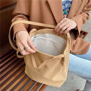 DLBZ Vente en gros de sacs fourre-tout en toile personnalisés pour femmes, simples, écologiques, unis, avec compartiments - Product Image 6