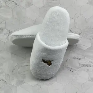 Wholesale Thick Non-slip Guest Room Supplies White Disposable Hotel Spa Slippers