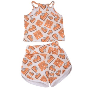 Conjuntos de Ropa para Niñas Pequeñas al por Mayor, Chaleco con Estampado Floral y Tirantes con Volantes, Incluye Chaleco y Pantalones Cortos - Product Image 1