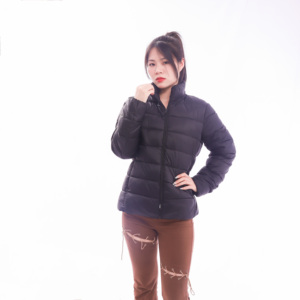 Piumino caldo e spesso <span class=keywords><strong>da</strong></span> <span class=keywords><strong>donna</strong></span> con Logo personalizzato abbigliamento a bolle con imbottitura in cotone traspirante fodera in poliestere tessuto intrecciato - Product Image 1