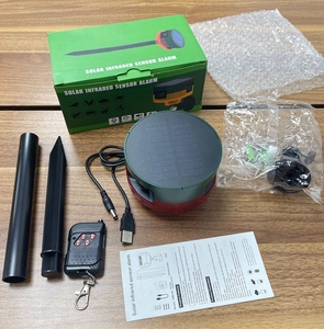 Hundebellgeräusche und Schussgeräusche unterstützen die Aufnahme von 13 Soundtypen, Stroboskoplichter, Solaralarm mit Bewegungssensor für den Außenbereich - Product Image 6