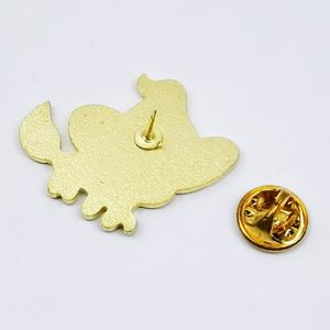 Al por mayor: Broches de metal de dibujos animados, Pin de esmalte de gato mágico lindo, Broche de sombrero de mago estrellado, Pin gótico de brujería negra, Souvenir para ropa - Product Image 5