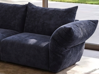 Canapé au design minimaliste italien avec dossier réglable, tissu en cachemire doux et confortable, plumes moelleuses, structure en bois de sapin russe