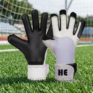 Gants gaéliques professionnels Gants de football respirants pour les doigts de protection de 4mm à des prix raisonnables Couleur noir et blanc - Product Image 2