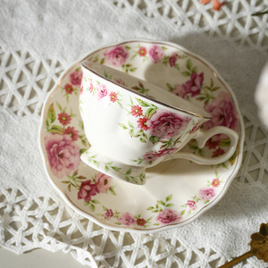 Taza y Platillo de Cerámica Dorada con Diseño de Peonía Europea Retro, Taza de Té Británica de Lujo Ligero y Alta Belleza para el Té de la Tarde en Casa - Product Image 4