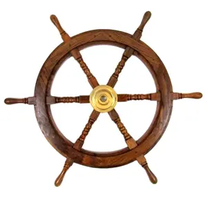 Decoração antiga, roda de madeira navio, polimento de madeira com cubo de latão e produtos decorativos para todos os lugares de decoração