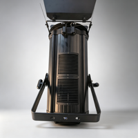 Projecteur LED Fresnel Bi-couleur 3200K/5600K à Zoom Motorisé DMX512 pour Studio, Théâtre et Scène avec Volets Coupe-Faisceau