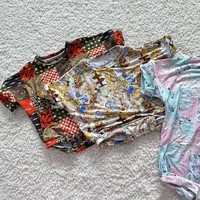 Baby-Strampler für Neugeborene mit Grinch-Print, Weicher Säuglings-Strampler für Mädchen im Western-Stil
