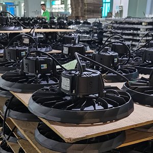 Lámpara Industrial LED de Alta Potencia Aixuan, 100W 150W 200W 240W, Tipo UFO, para Tiendas, AC220-240 - Product Image 6