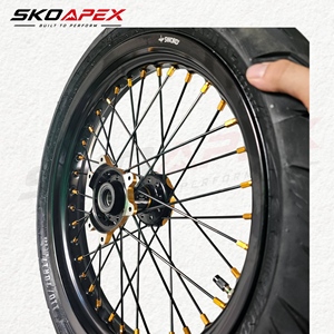 Ensemble de jantes Surron Ultra Bee 17" Motard Street Radial SWORD avec moyeu CNC 110/70 140/60-17, moto électrique tout-terrain, pneus CST Ride Migra S1 - Product Image 3