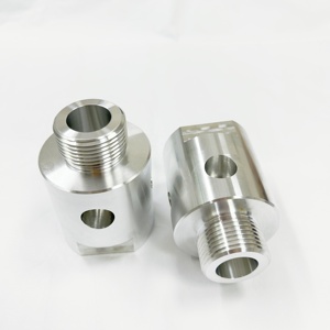 Fabrication sur mesure Connecteurs en aluminium de précision Fraisage CNC Pièces tournantes Usinage CNC - Product Image 2