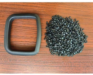 Particules noires recyclées de PVC Granulés secondaires de PVC Matériau de fil extrudé Matériau intermédiaire Granule de PVC produit et vendu - Product Image 5