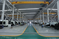 Meja Las Fleksibel 3D Heavy Duty Modular dengan Permukaan Besi Cor untuk Fabrikasi dan Perakitan Struktur Baja Besar