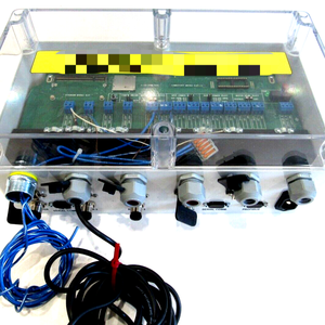 وحدة تحكم برمجة PLC أصلية جديدة جاهزة DMA-CCM-4XC للأتمتة الصناعية في المستودعات - Product Image 1