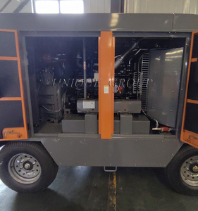 เครื่องอัดสกรูสำหรับเครื่องยนต์ดีเซลแบบสองขั้นตอนแบบพกพา4ล้อสำหรับการทำเหมืองแร่22bar 800cfm 354hp 380V แกนมอเตอร์ระบายความร้อนด้วยอากาศ - Product Image 2