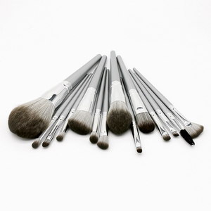 Juego de Brochas de Maquillaje de Marca Privada de 14 Piezas, Kit de Brochas de Pelo Cosméticas Personalizadas de Alta Gama para Uso Profesional de Belleza - Product Image 4