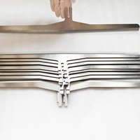 Top We Factory Supply Couteaux dentelés en forme de T en acier inoxydable sûrs pour l'industrie des emballages alimentaires