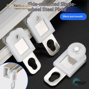 Pince de positionnement de fenêtre en plastique blanc avec base métallique et roue à roulement, non réglable pour une installation sécurisée - Product Image 6