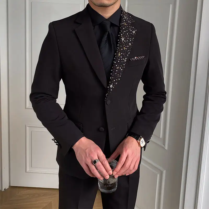 Siyah lüks atmosfer İngiliz ziyafet moda tek göğüslü erkek takım elbise ceket takım elbise niş erkek takım elbise ceket