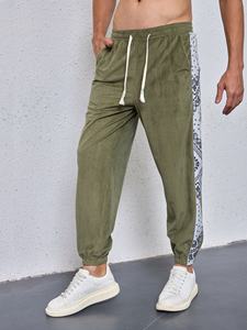 <span class=keywords><strong>Pantalones</strong></span> <span class=keywords><strong>de</strong></span> <span class=keywords><strong>hombre</strong></span> a la moda a precio <span class=keywords><strong>de</strong></span> fábrica, <span class=keywords><strong>pantalones</strong></span> <span class=keywords><strong>de</strong></span> chándal <span class=keywords><strong>con</strong></span> <span class=keywords><strong>tiras</strong></span> reflectantes y estampado <span class=keywords><strong>de</strong></span> Paisley para uso diario - Product Image 5