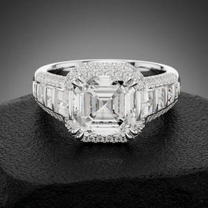 แหวนเพชรทรง Asscher Cut E VVS2 รับรองโดย IGI เพชรเพาะเลี้ยงในห้องปฏิบัติการ ตัวเรือนทอง 14k ประดับเพชรทรงบาแก็ตต์แบบ Halo กว้าง 8.05 มม. แหวนวงกว้างสำหรับทั้งชายและหญิง ดีไซน์หรูหรา - Product Image 3