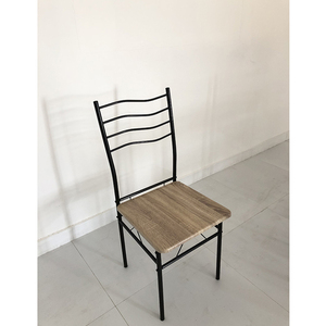 Ensemble de table à manger en gros avec <span class=keywords><strong>4</strong></span> <span class=keywords><strong>chaises</strong></span>, table de <span class=keywords><strong>bar</strong></span> en bois MDF avec pieds en fer pour salle à manger - Product Image 4