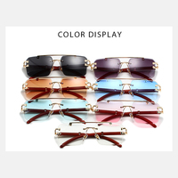 Lunettes de soleil carrées à monture intégrale de marque de luxe pour unisexe, montures bleues/rose, verres PC, protection UV400, design tendance