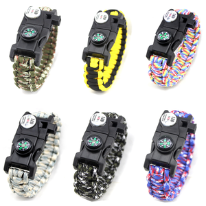 Pulsera de supervivencia para exteriores, linterna LED, Paracord, 20 en 1, EDC - Product Image 3