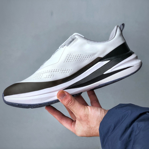 Zapatillas Casuales de Diseñador de Moda 2026 con Logotipo de Alta Costura, Tendencia de Moda, Zapatos para Caminar de Alta Calidad, Varios Zapatos para Correr - Product Image 3