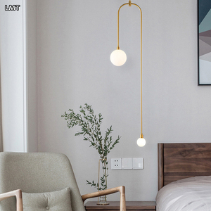 Lampadario a sospensione lungo in metallo con paralume in vetro dorato per interni, ideale per hotel, camera da letto e comodino - Product Image 6