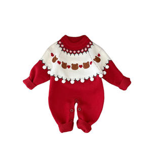 Vêtements pour bébé, combinaison en acrylique rouge pour l'hiver, style occidental, adorable pull en tricot avec petit ours, <span class=keywords><strong>tenue</strong></span> pour bébé d'un mois - Product Image 5