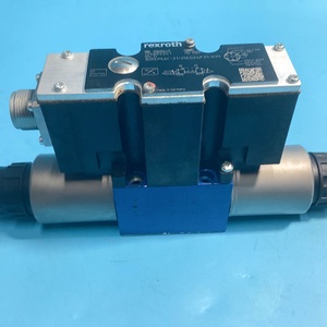 R900954427 3DREPE6C-2X/25EG24K31/A1M Reductor Proporcional con Electrónica Integrada OBE Tamaño 6 - Product Image 3