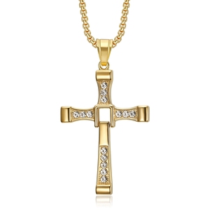 Collana con Ciondolo a Croce in Acciaio Inossidabile Personalizzata Stile Dominic <span class=keywords><strong>Toretto</strong></span> <span class=keywords><strong>di</strong></span> Fast & Furious 8 con Diamanti Incastonati - Product Image 4
