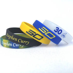 Pulseras de Silicona Luminosas con Diseño de Letras de Estrellas del Baloncesto de la NBA, Kobe, Irving, James, Curry, para Hombre, de Alta Calidad - Product Image 1